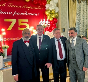 Глава Официального Представительства ПМР в РФ поздравил Г.Б. Мирзоева с 75-летним юбилеем